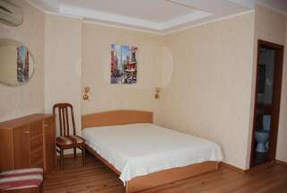 Гостиница У ЛукаМорье Алушта Двухместный номер с 1 кроватью и видом на горы-15